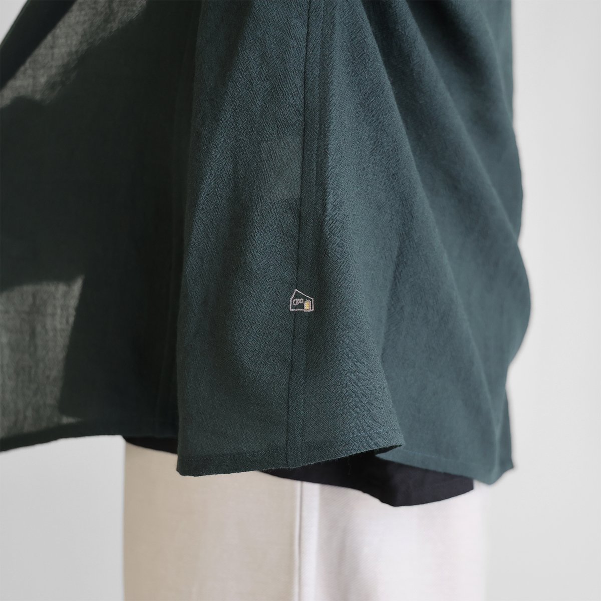 ウォッシャブルウールカーディガン（ダークグリーン）【ユニセックス