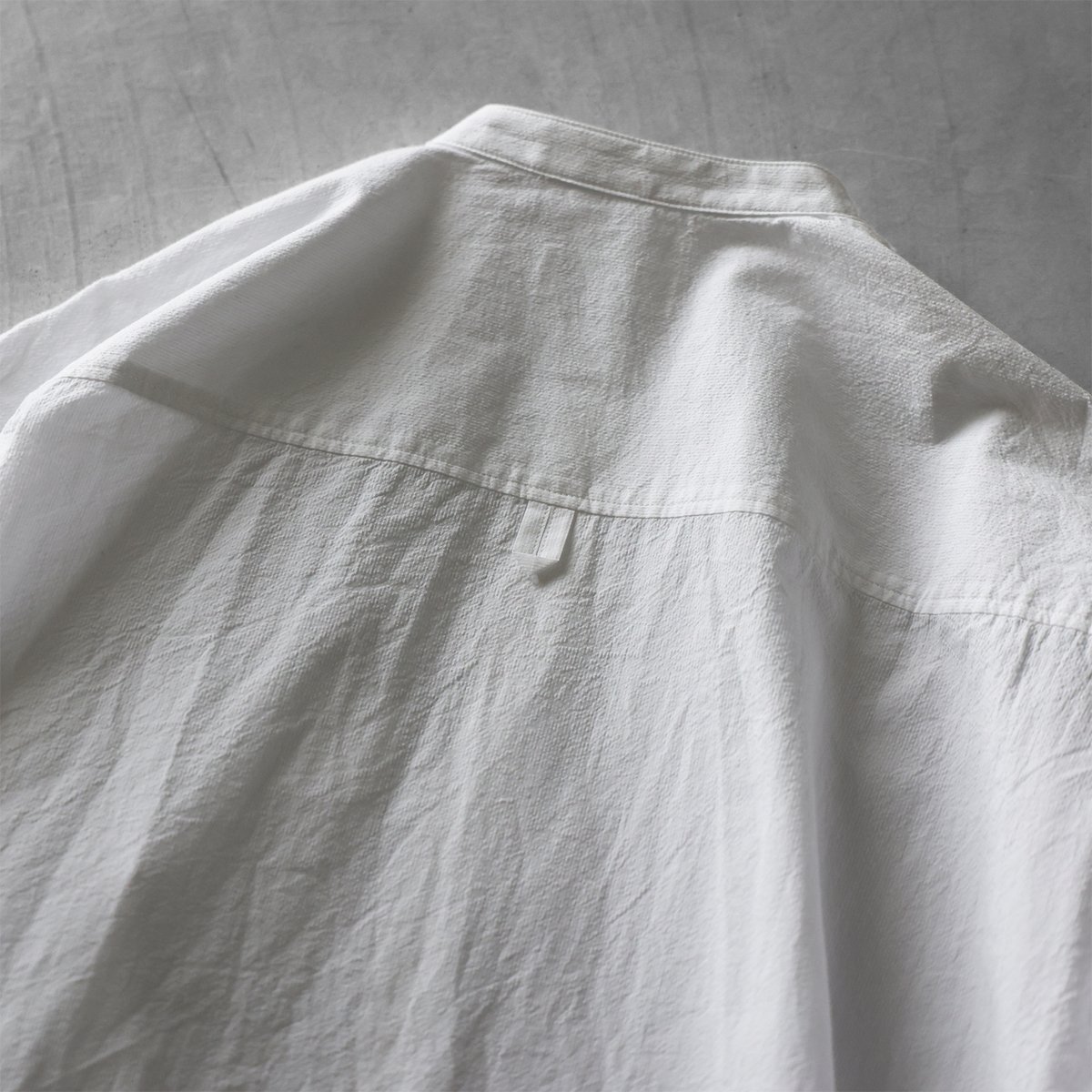 コードレーンバンドカラーオーバーシャツ（白）【ユニセックス】015