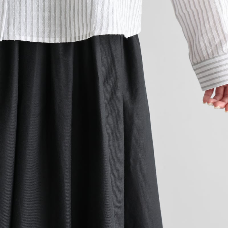 サンローラン パリ　黒ロングスカート　新品に近い サンローラン パリ 黒ロングスカート 新品に近い 【公式通販】