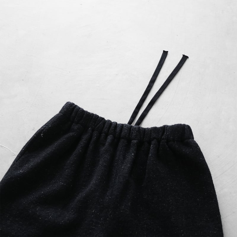 HUIS×尾州”縮絨リネンウールバルーンパンツ（ブラック）【ユニセックス