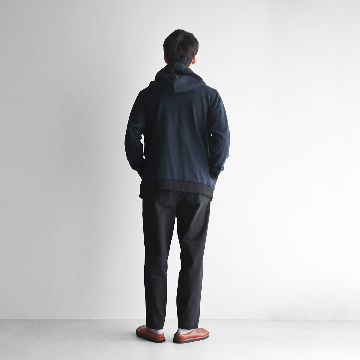 HUIS in house］SUVINスウェットジップパーカーL（ダークネイビー  