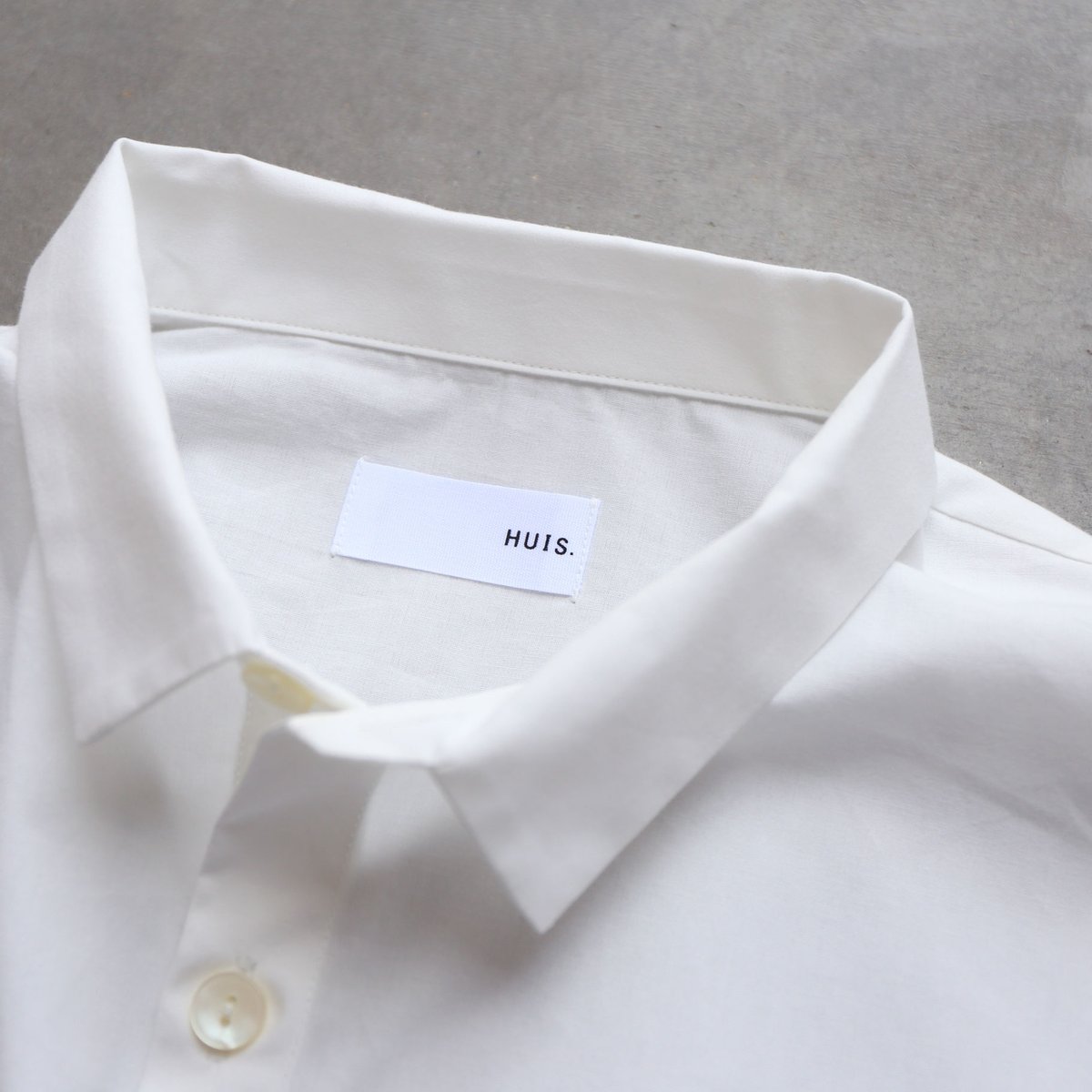 やわらかコットンロングシャツ（白）【ユニセックス】 | HUIS onlinestore