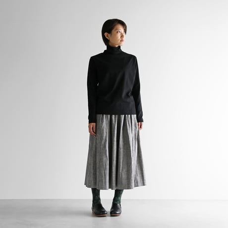 HUIS. スカート　お値下げしました 柄二重織シャトルジャガードロングスカートL（マスタード