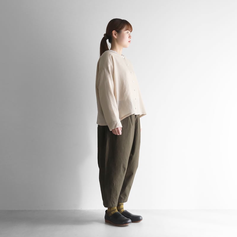 ウォッシャブルウールショートカーディガン（グレージュ