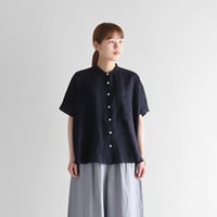 シャトルリネンライトバンドカラー半袖ワイドブラウス （ダークネイビー）【レディス 】U110