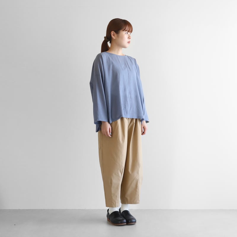 ウォッシャブルウールワイドプルオーバー（グレイッシュブルー