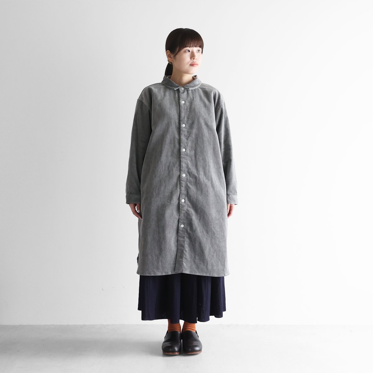 綿麻コーデュロイロングシャツ（細畝・ライトグレー）【ユニセックス
