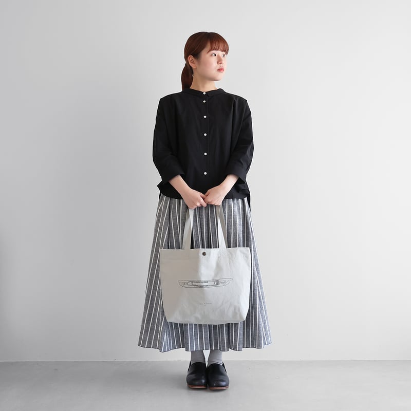 山口一郎×HUIS”限定トートバッグ【shuttle シャトル】（ミストグレー