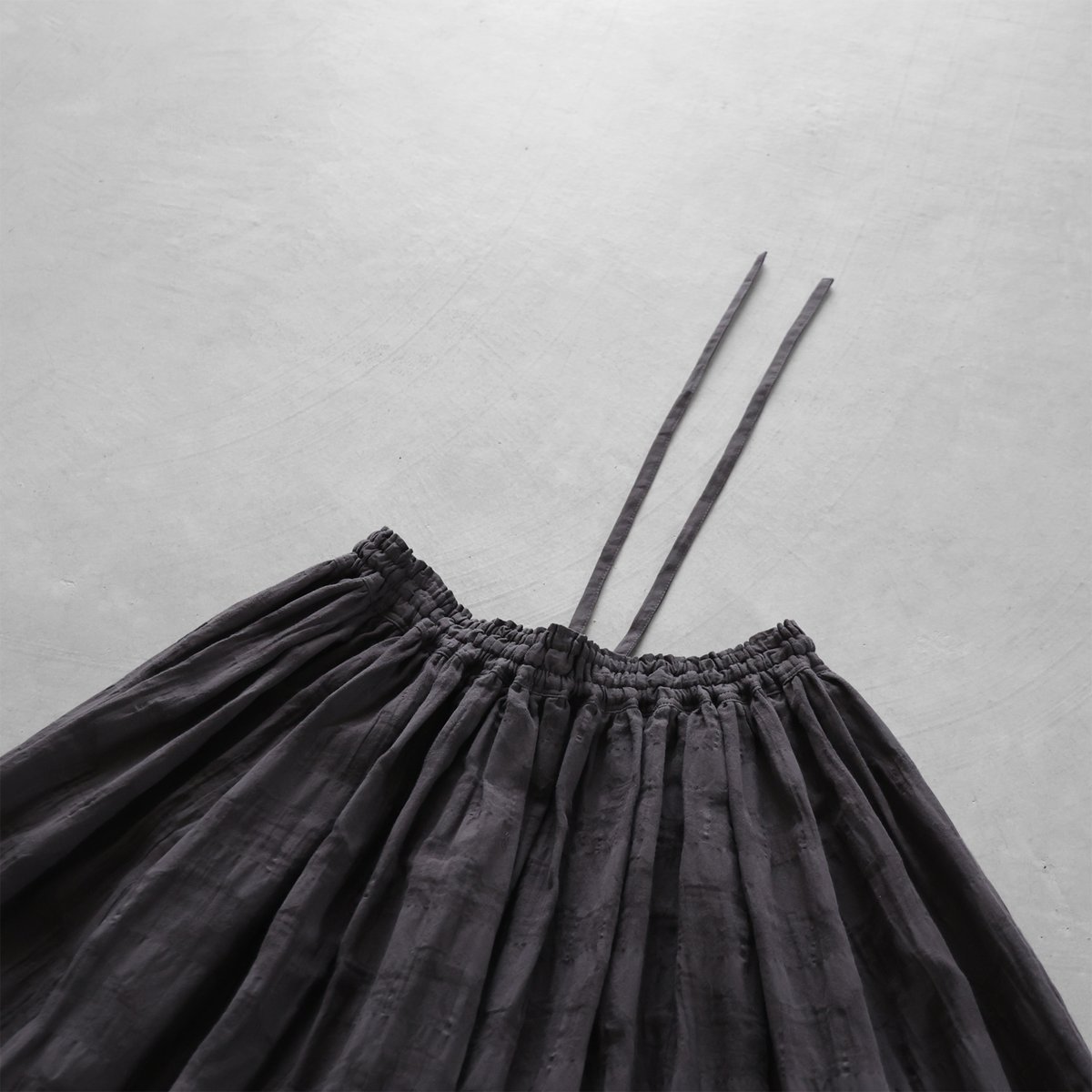 柄二重織シャトルジャガードロングスカートL（ダークグレー