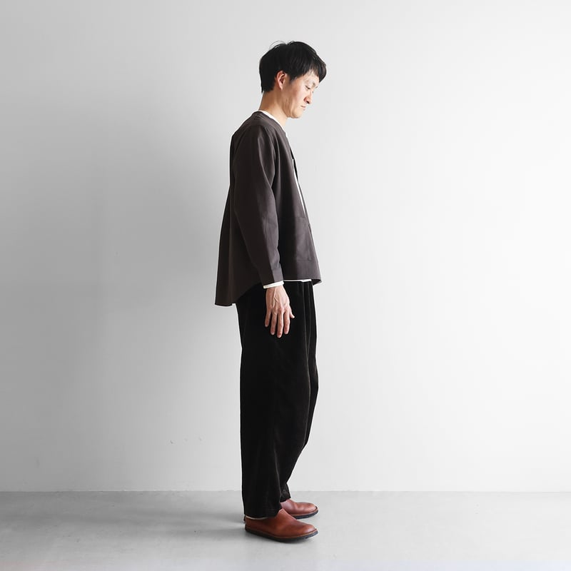 スヴィンオックスフォードノーカラーシャツジャケット（ブラウングレー