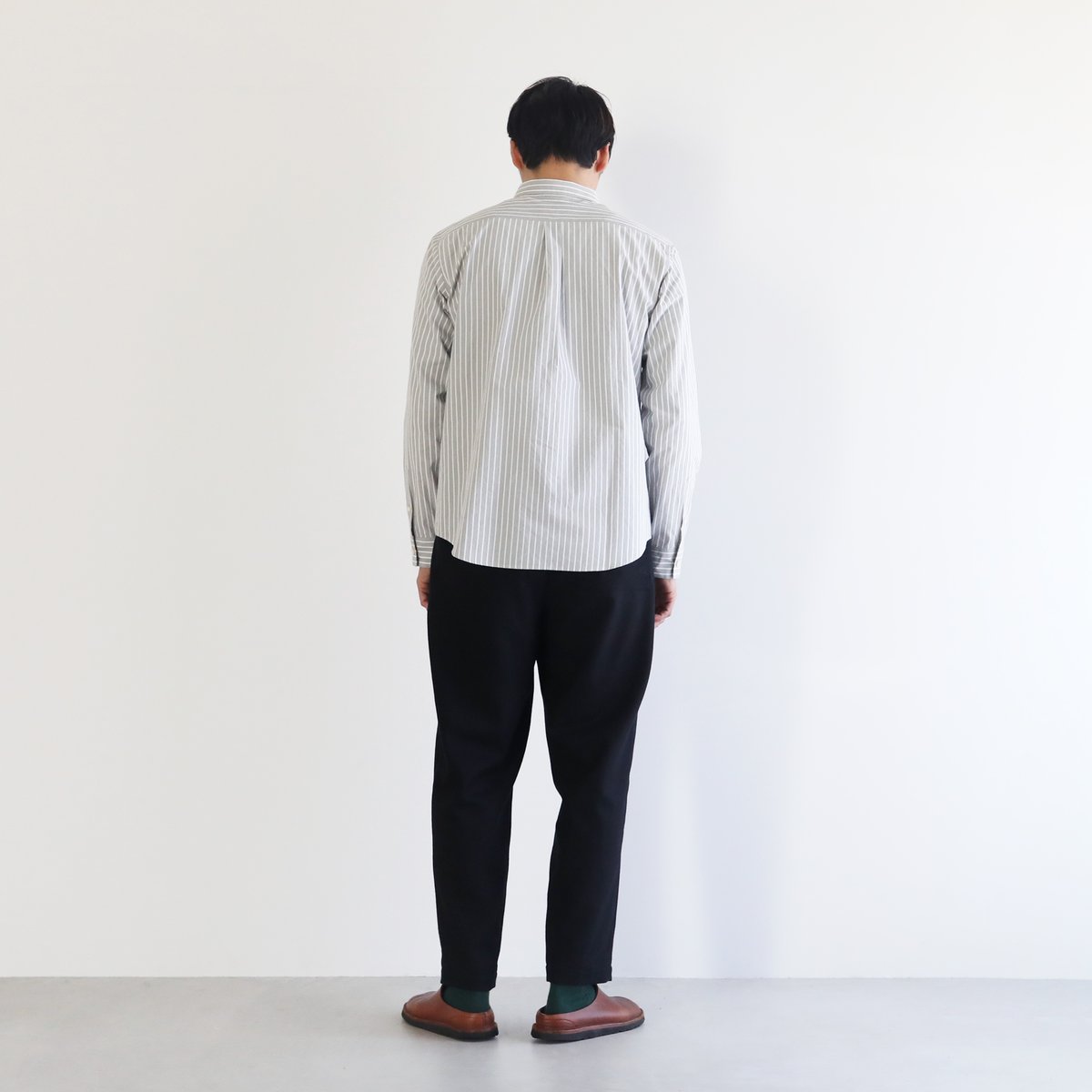 オーガニックコットンシャツ（スモークグレーストライプ）【ユニ 