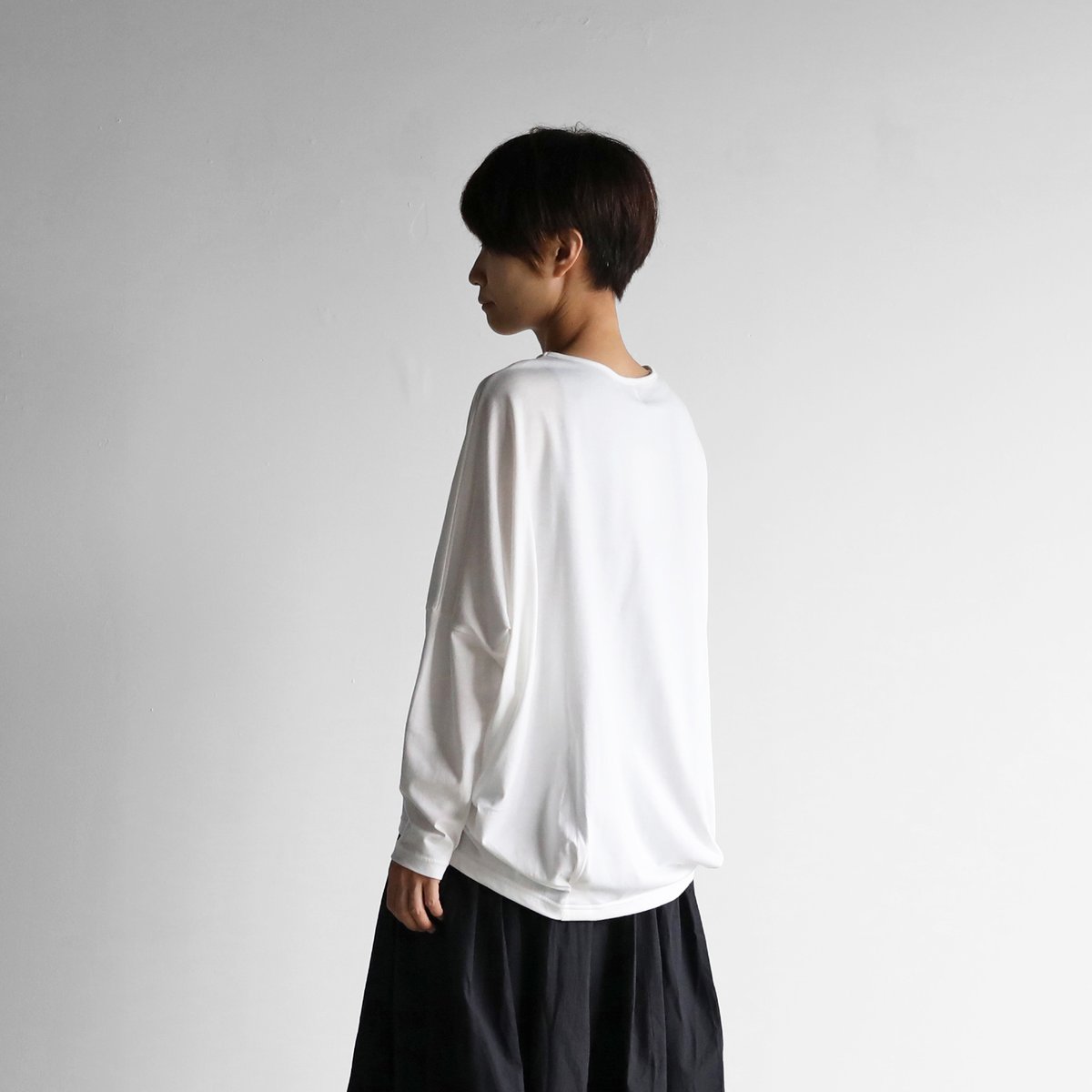 HUIS in house］SUVIN COTTON長袖コクーンカットソー（白）【レディス】