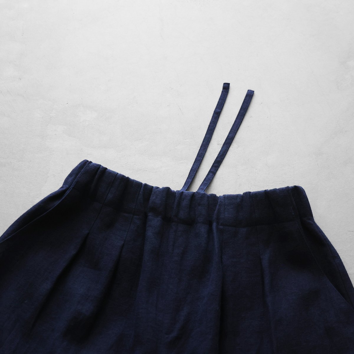 やわらかラミーリネンスカートパンツ（ダークネイビー）【ユニセックス