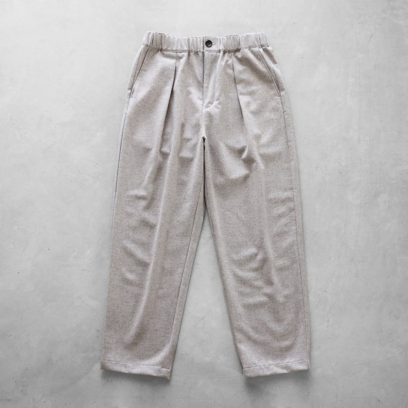 HUIS×尾州”ウールトロセミワイドパンツ(ミルクティ)【ユニ HUIS×尾州”ウールトロセミワイドパンツ(ミルクティ)【ユニ