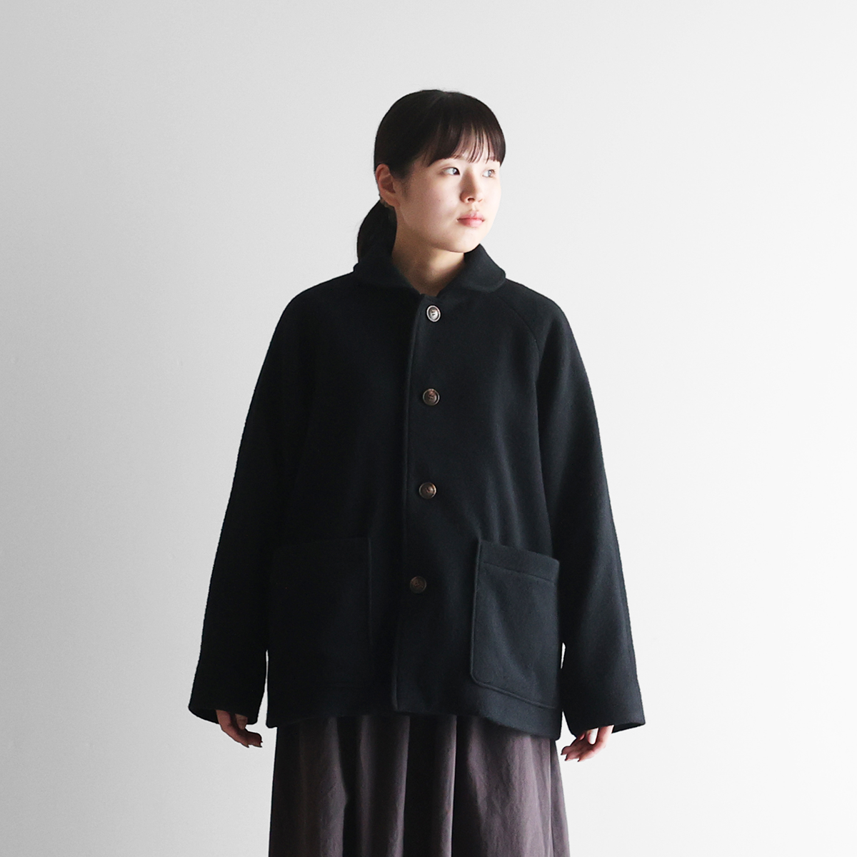 HUIS×尾州”縮絨ウールフランネルショートコート（ブラック）【ユニ