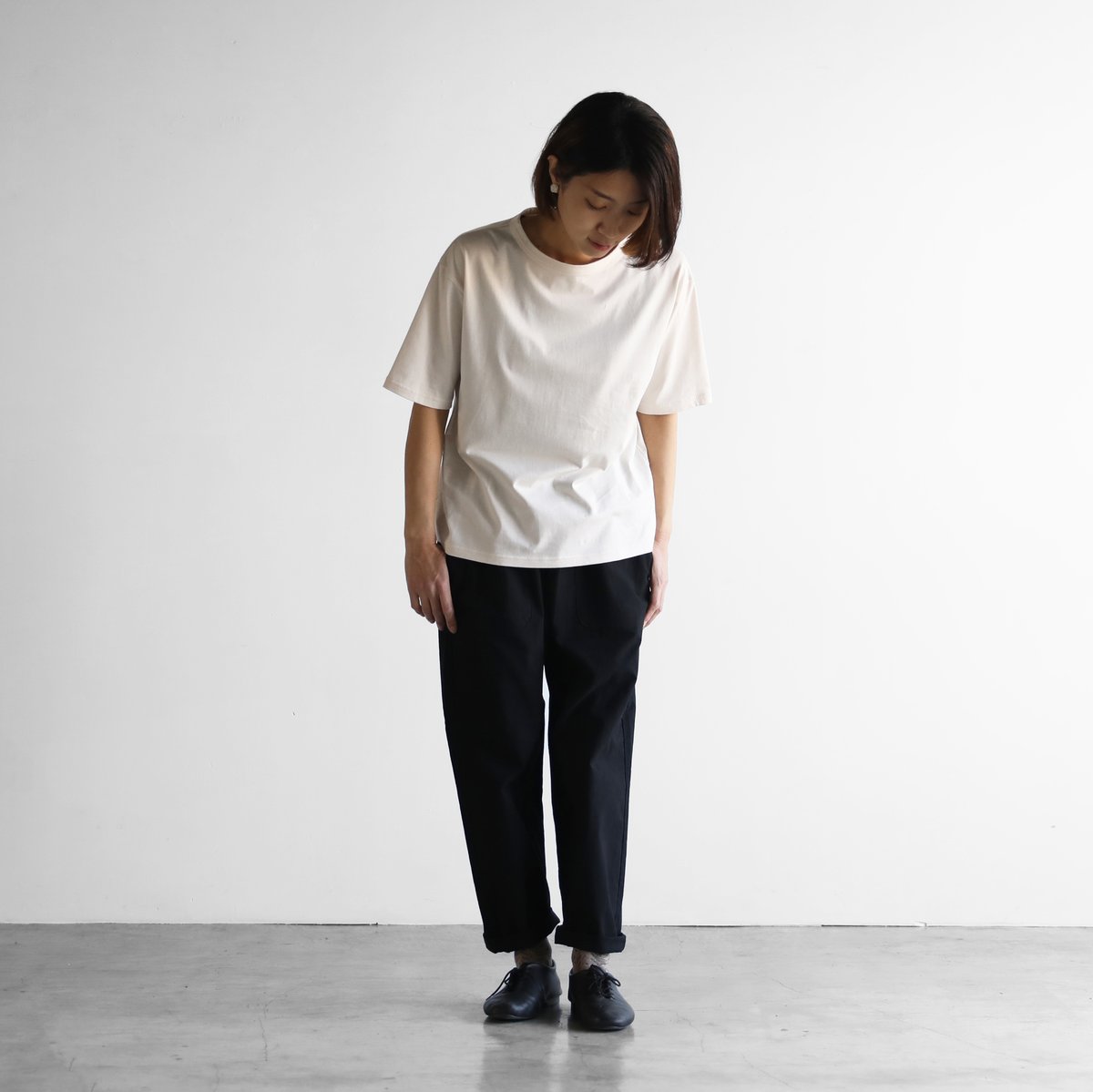 HUIS.コットンパンツ　黒 やわらかシーチングコットンイージーワークパンツ（ブラック