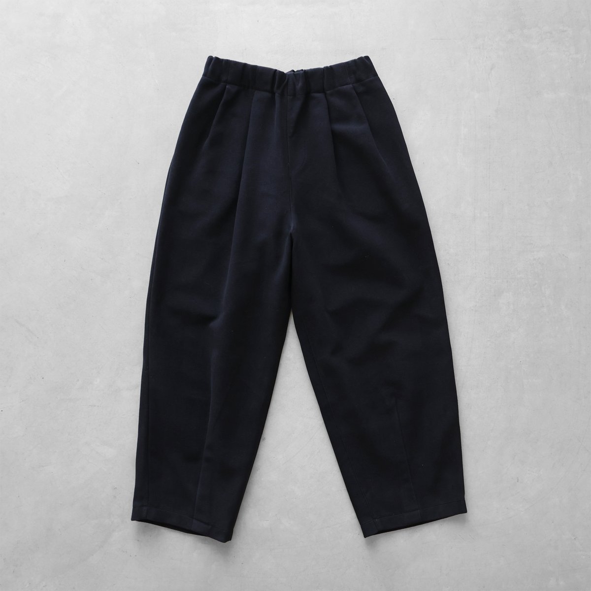 厚手モールスキンワイドパンツ（ブラック）【ユニセックス】504 | HUIS