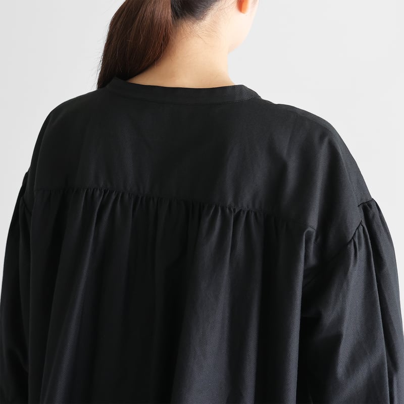 フランス綾ギャザーブラウス（ブラック）【レディス】U116 | HUIS
