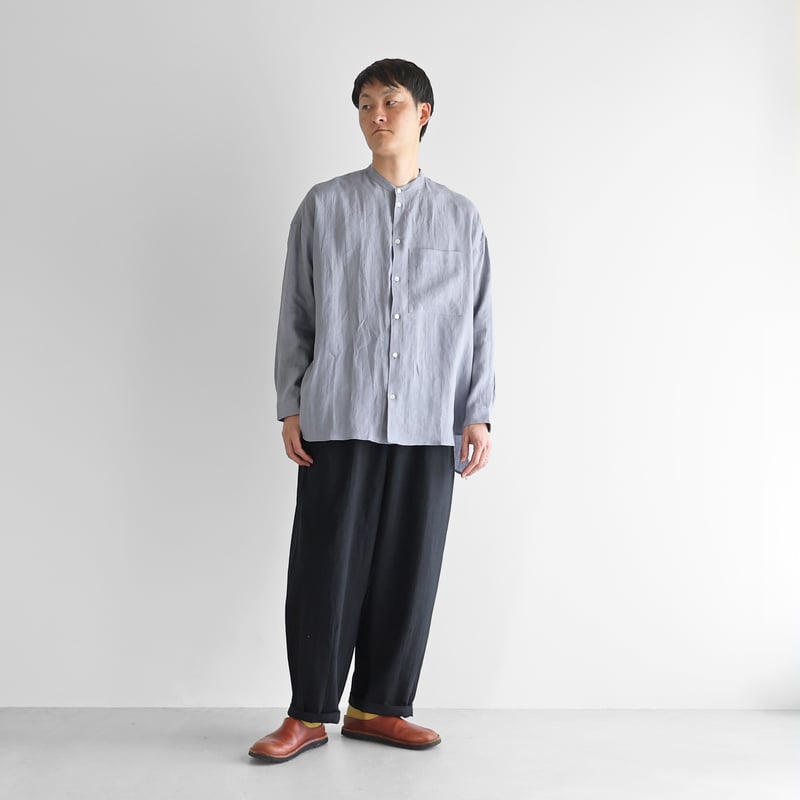 シャトルリネンバンドカラーオーバーシャツ（スチールグレー）【ユニ