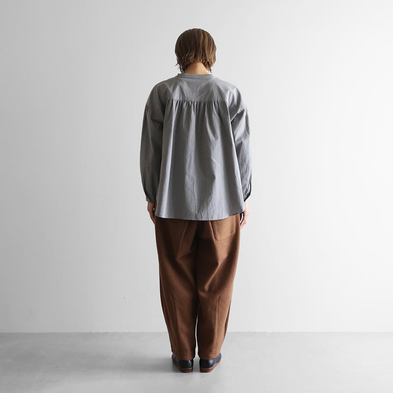 ギザコットンヘンプギャザーブラウス（ライトグレー）【レディス】U116