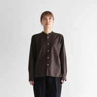 ギザコットンブロードバンドカラーシャツ（アースブラウングレー）【ユニセックス】005