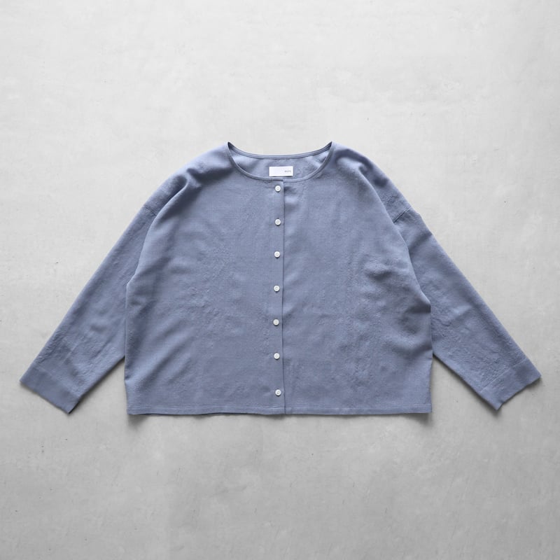 ウォッシャブルウールショートカーディガン（グレイッシュブルー