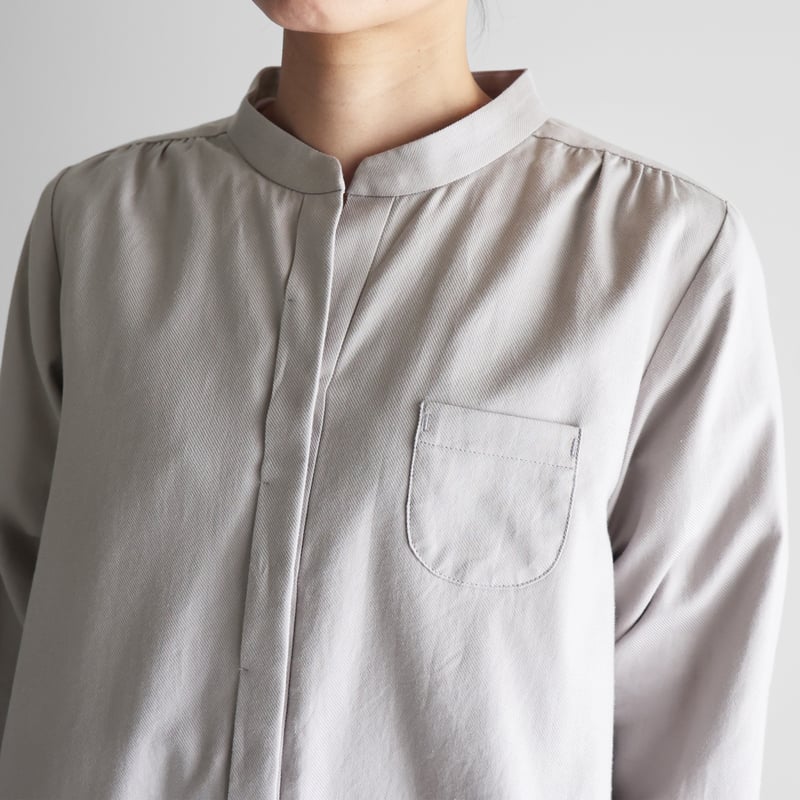 HUIS ハウス 遠州織物 フランス綾 シャツブラウス 美品 HUIS ハウス 遠州織物 フランス綾 シャツブラウス 美品