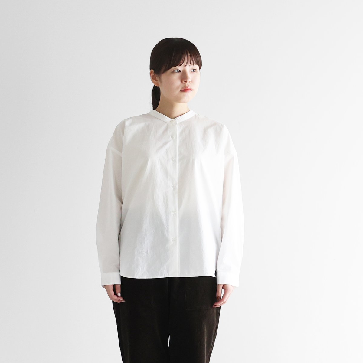 オーガニックコットンバンドカラーブラウス（白）【レディス】U118