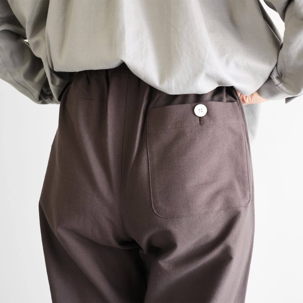 スヴィンオックスフォードイージーワークパンツ（ブラウングレー