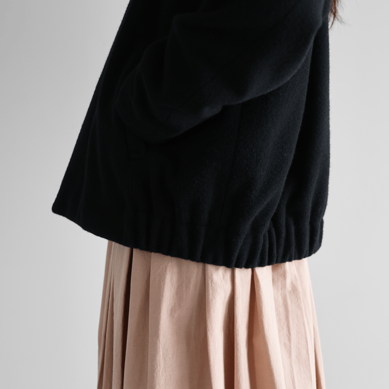 HUIS×尾州”縮絨ウールフランネルショートコート（ブラック）【ユニ