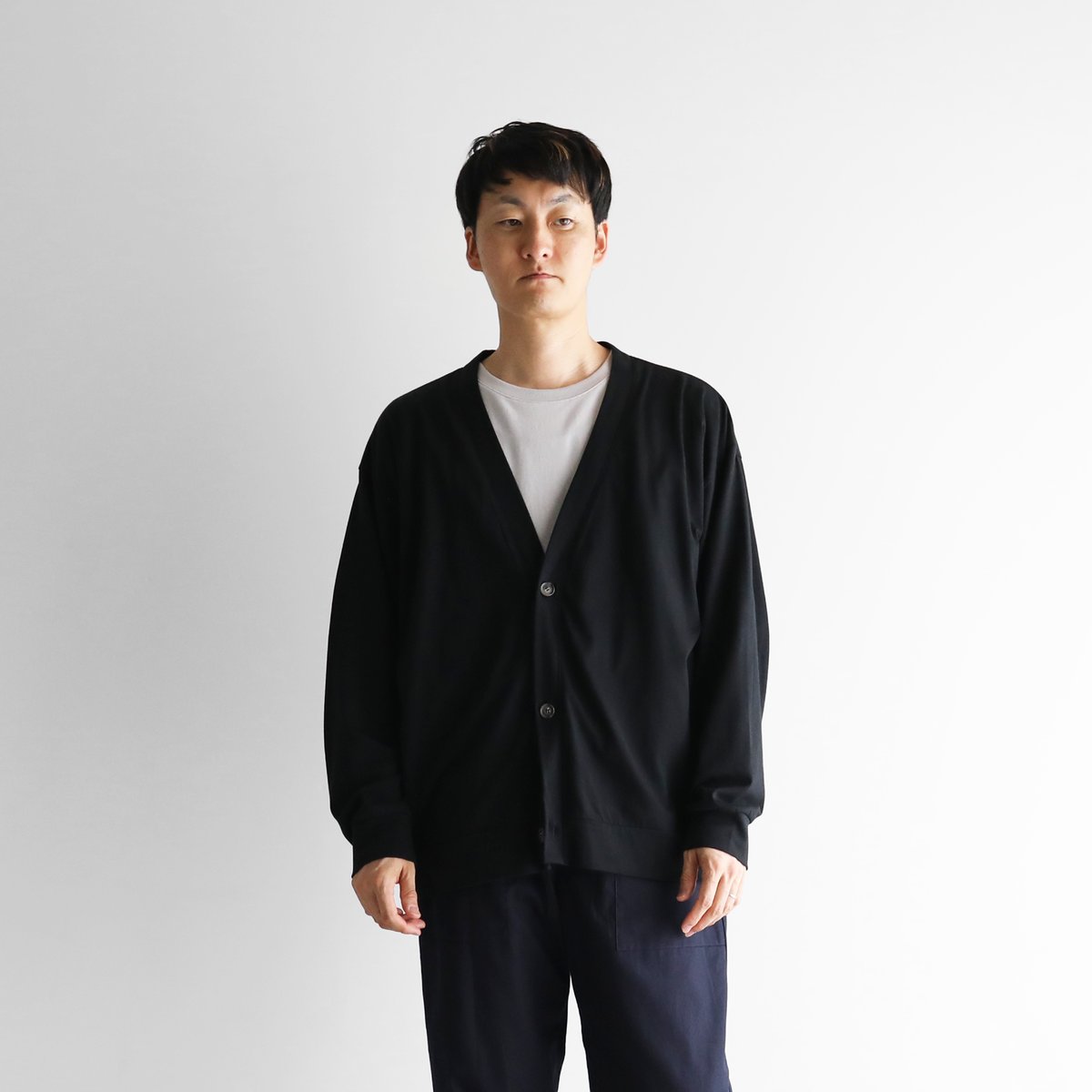 美品 HUIS. in house スウェット カーディガン 黒 huis 美品 HUIS in house スウェット カーディガン 黒 - メルカリ