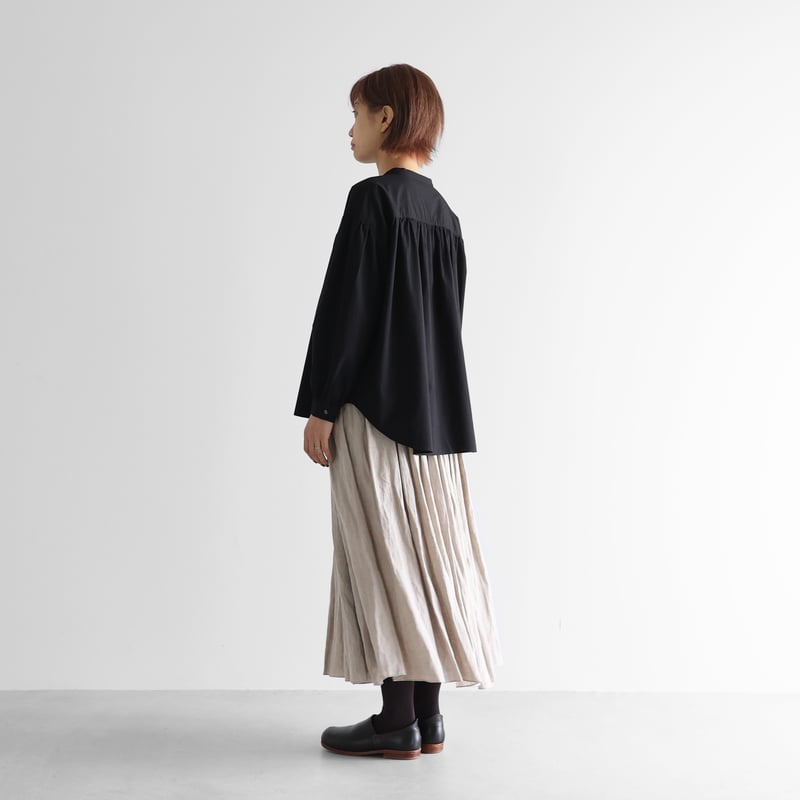 オーガニックコットンギャザーブラウス（ブラック）【レディス】U116