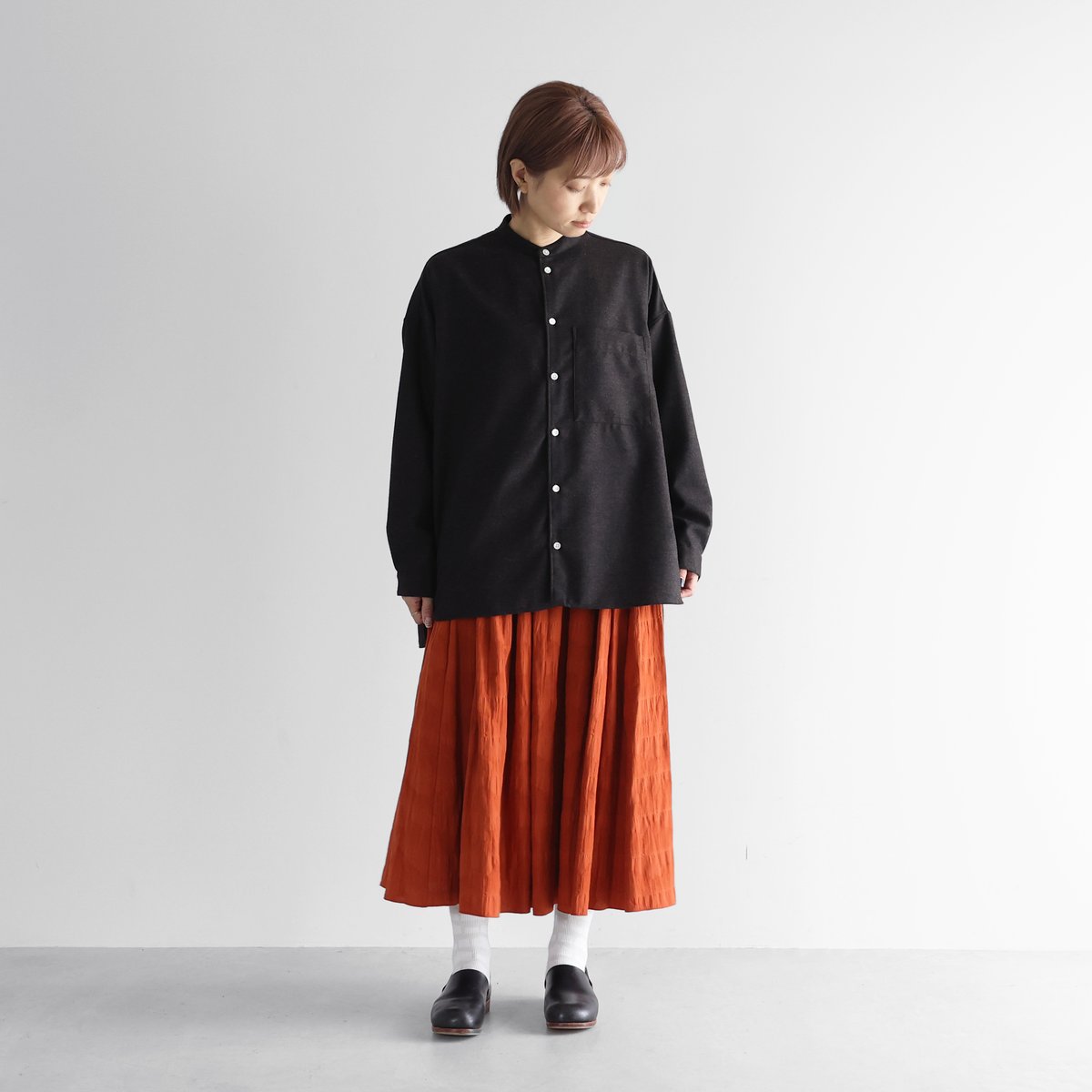 HUIS×尾州”ウールトロバンドカラーオーバーシャツ（ダークモカ）【ユニ