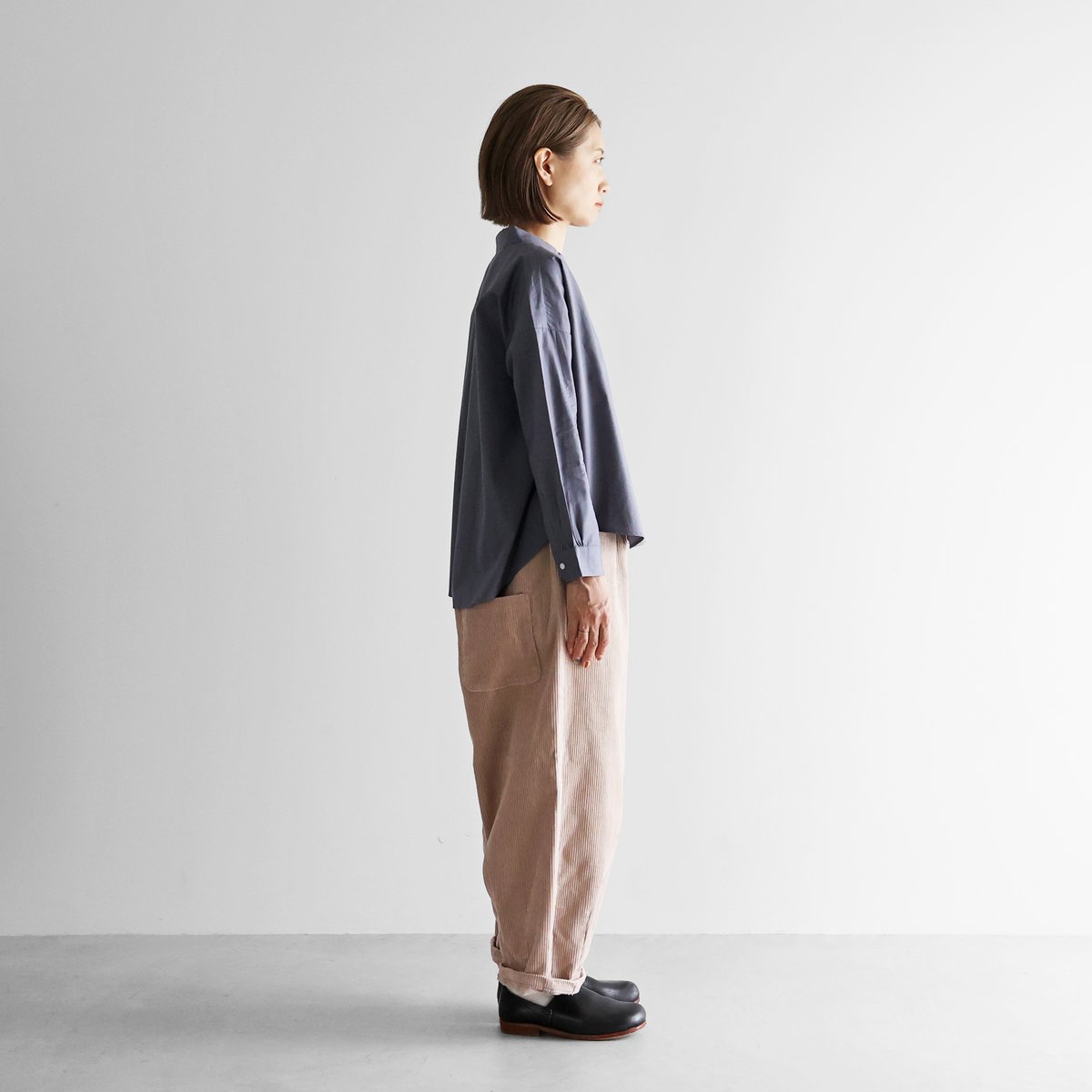 シャトルコーデュロイバルーンパンツロング（太畝・ピンクベージュ