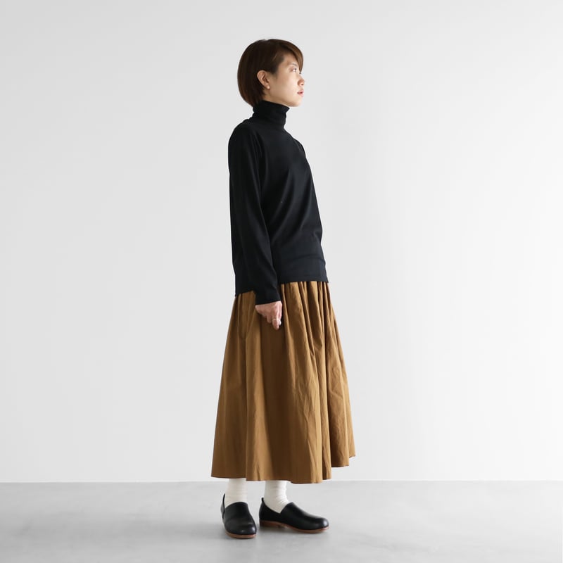 HUIS in house］SUVIN COTTON長袖タートルネックカットソー（ブラック）