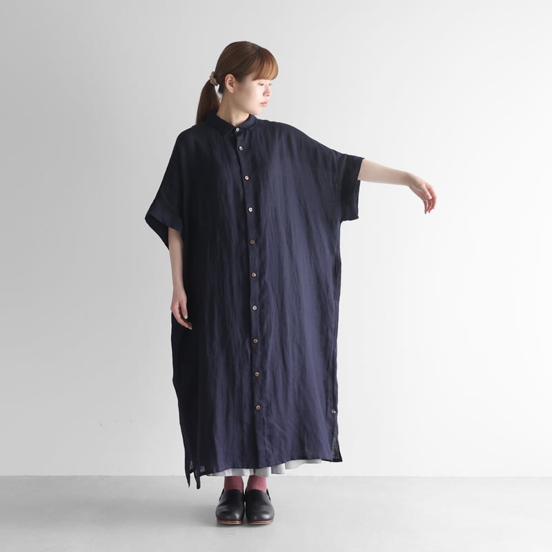 シャトルリネンライトショートスリーブロングシャツ（ダークネイビー
