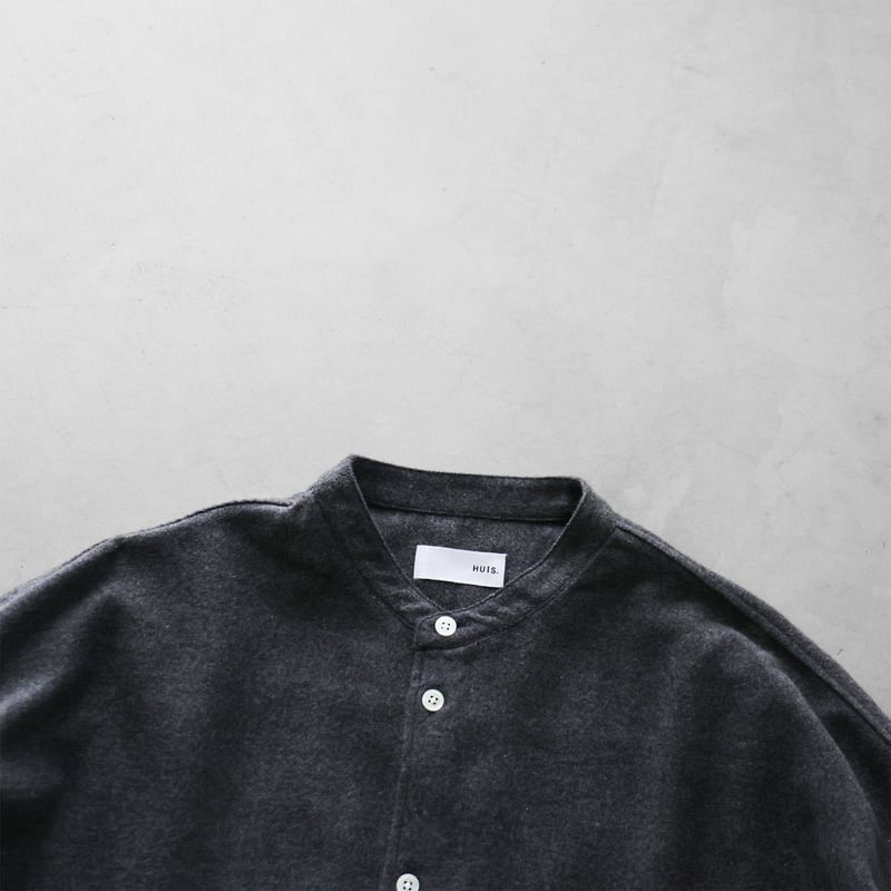 ヤクウール綾ネルバンドカラーオーバーシャツ（ダークグレー）【ユニ