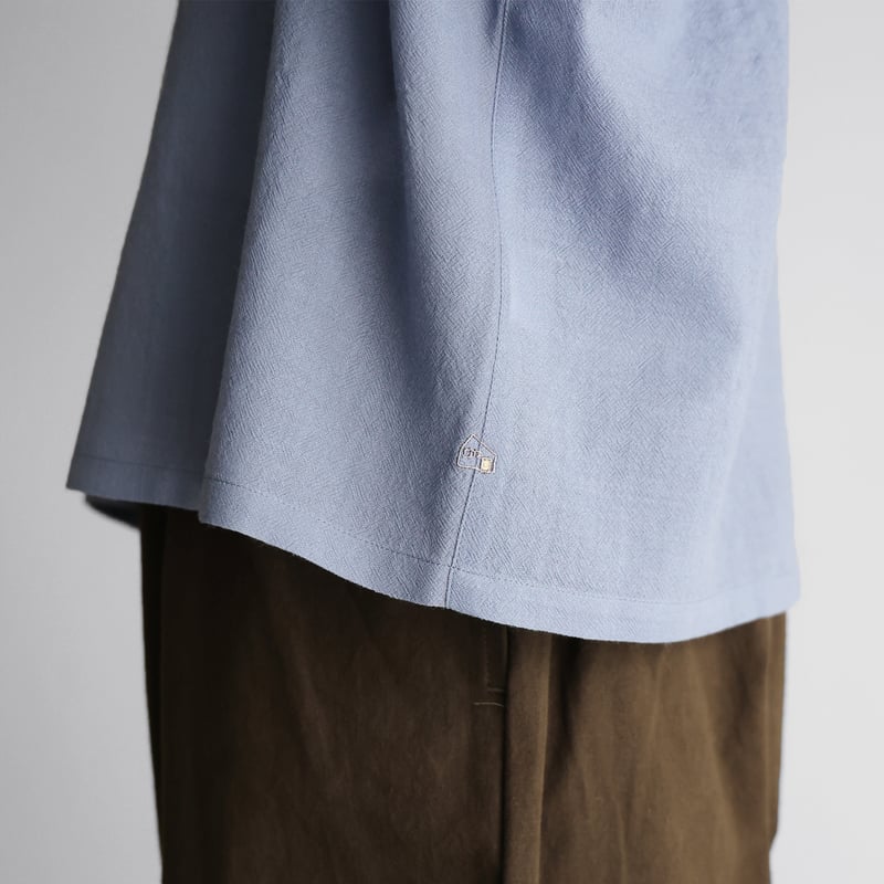 ウォッシャブルウールショートカーディガン（グレイッシュブルー