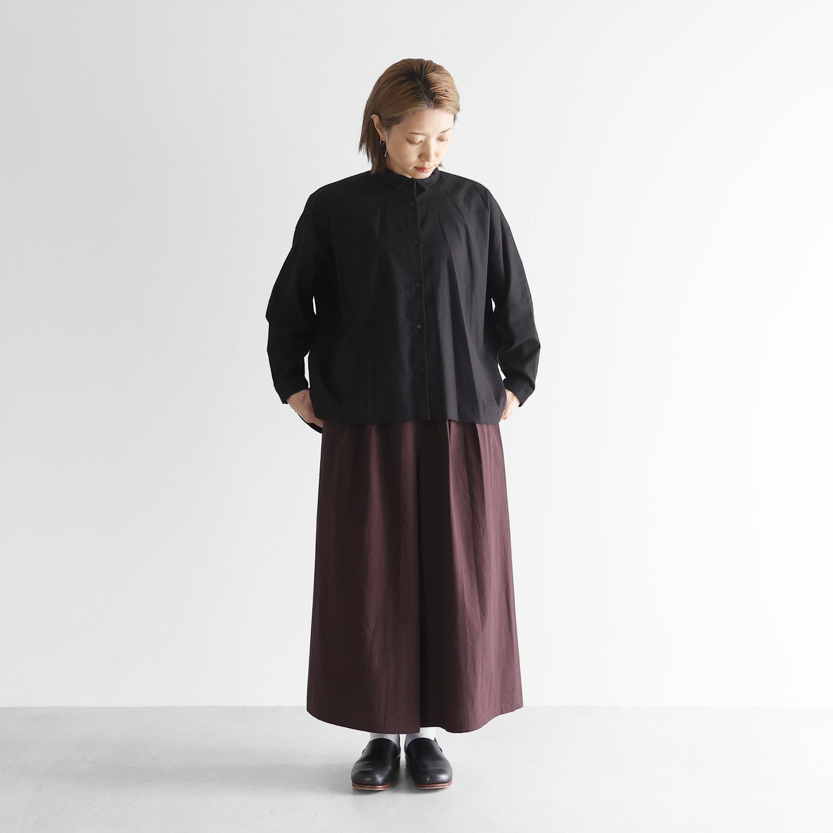 専用】HUIS 綿ウールタイプライタークロス スカートパンツ ブルー