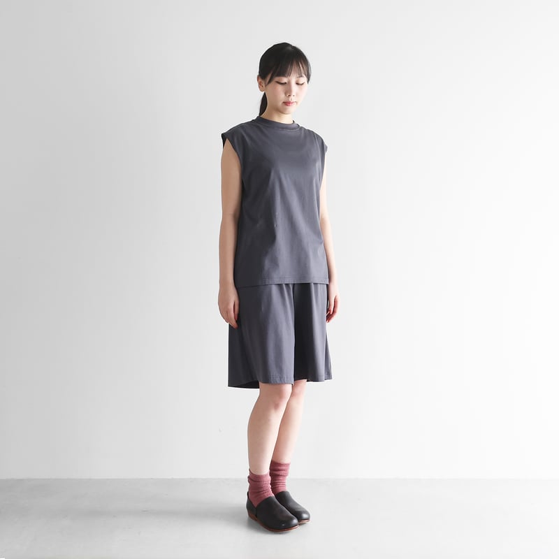 HUIS in house］SUVIN COTTONノースリーブカットソー（ダークグレー）【