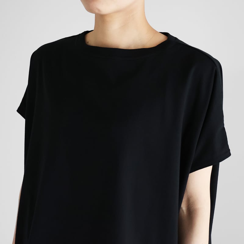 HUIS SUVIN COTTONフレンチスリーブスクエアカットソー HUIS in house］SUVIN COTTONフレンチスリーブスクエア