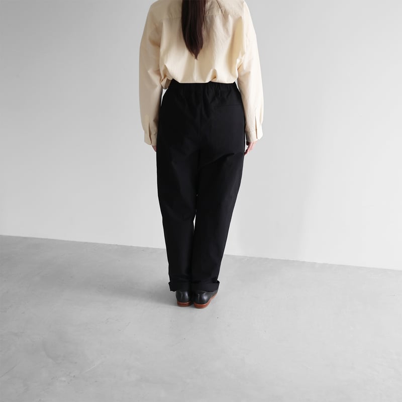 huis 512-H08-09バフクロス セミワイドパンツ ブラック 181304376_o4.jpg?