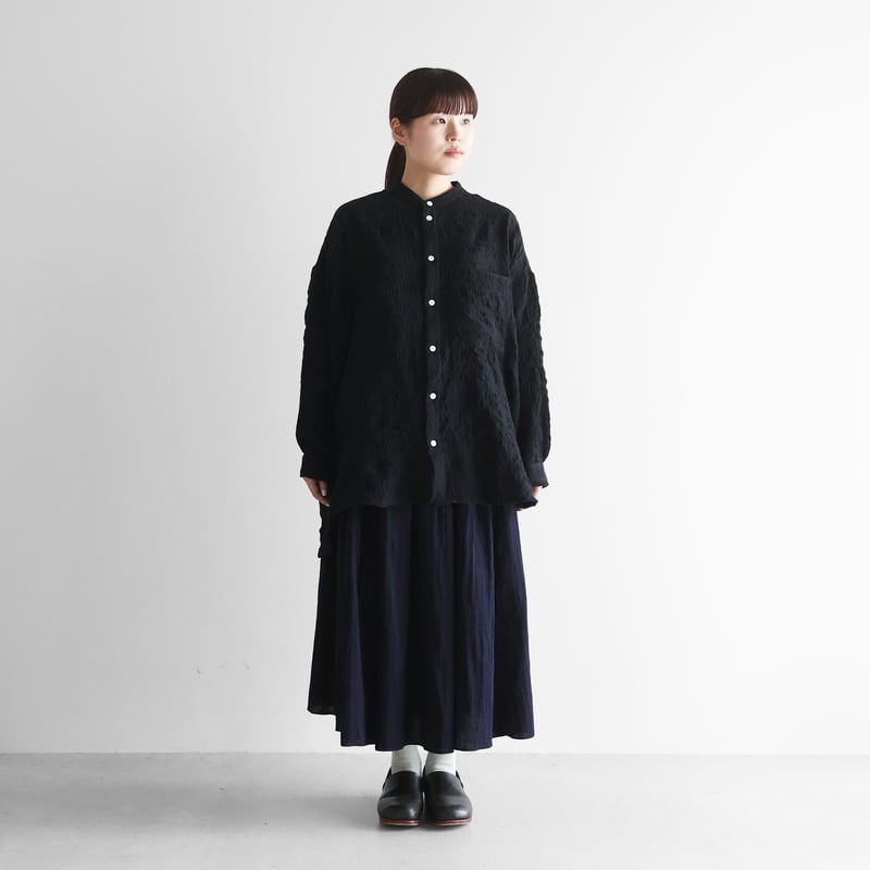 HUIS×尾州”縮絨綿ウールガーゼバンドカラーオーバーシャツ（ブラック