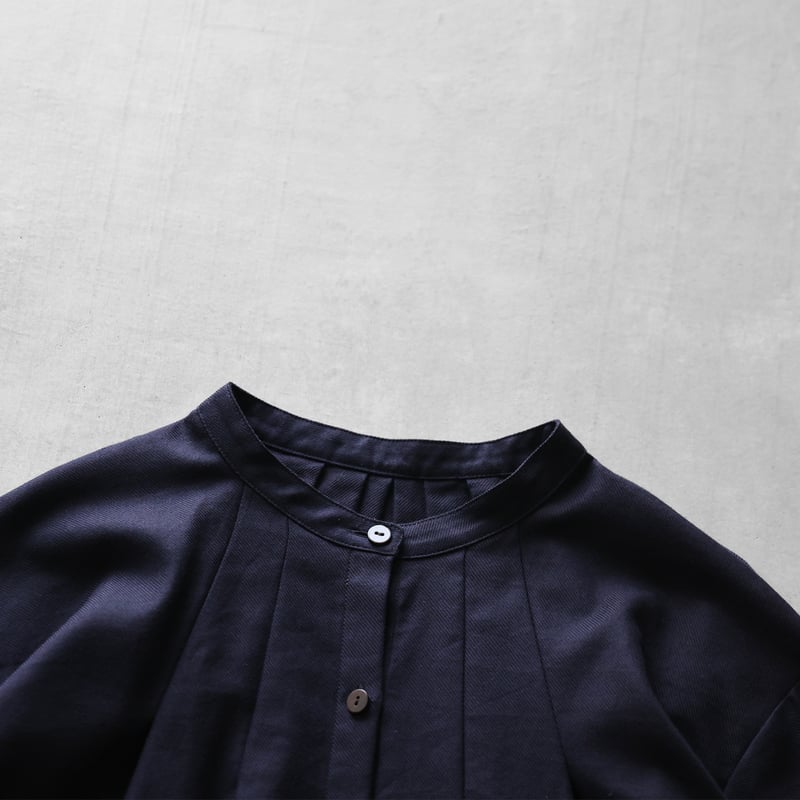 フランス綾タックブラウス（ダークネイビー）【レディス】U113 | HUIS