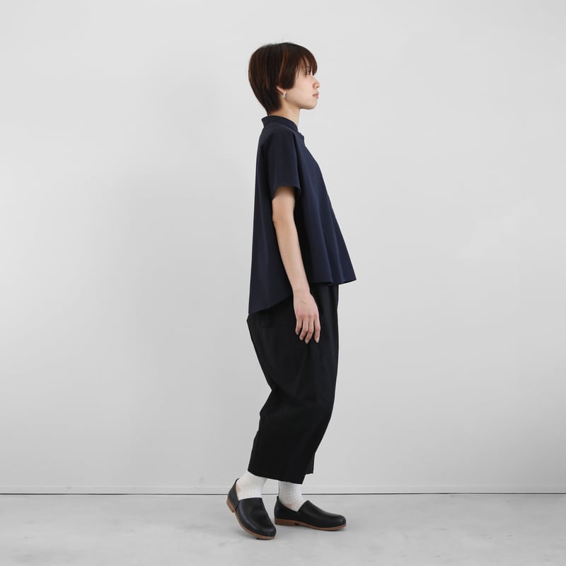 オーガニックコットンバンドカラー半袖ワイドブラウス （ダーク