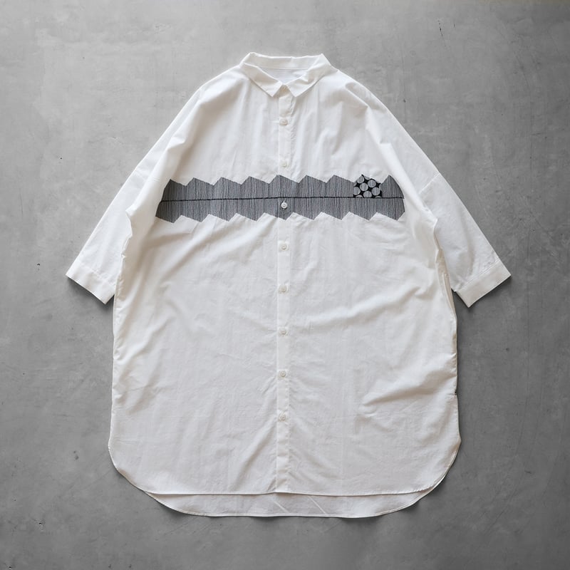 オーガニックコットン刺繍ロングシャツ（白）【ユニセックス】004EM