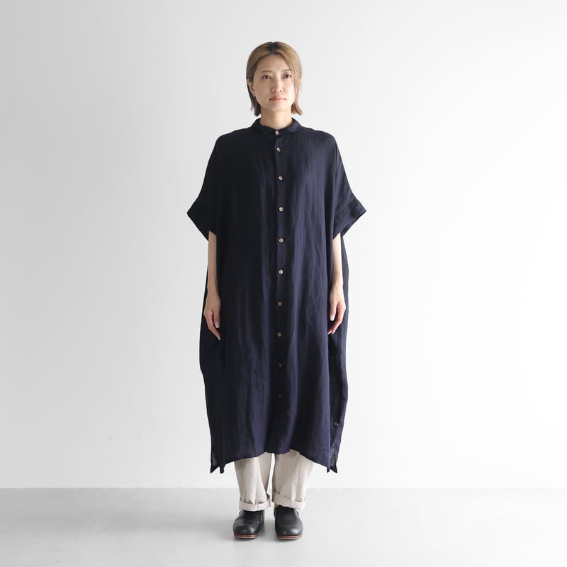 シャトルリネンライトショートスリーブロングシャツ（ダークネイビー