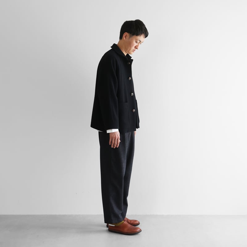 HUIS×尾州”縮絨ウールフランネルショートコート（ブラック）【ユニ