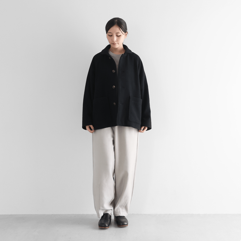 HUIS×尾州”縮絨ウールフランネルショートコート（ブラック）【ユニ