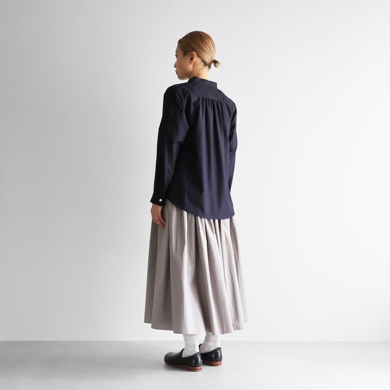 フランス綾シャツブラウス(ダークネイビー)【レディス】 U101 | HUIS  